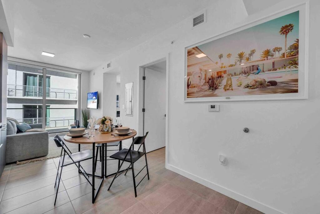 Apartamento Breathtaking 1Br In The Heart Miami Exterior foto